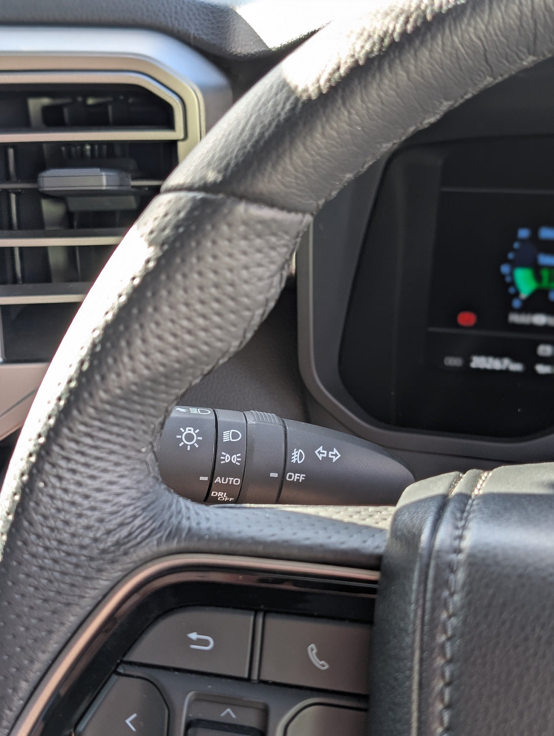 Fog Light Stalk RH Drive Install