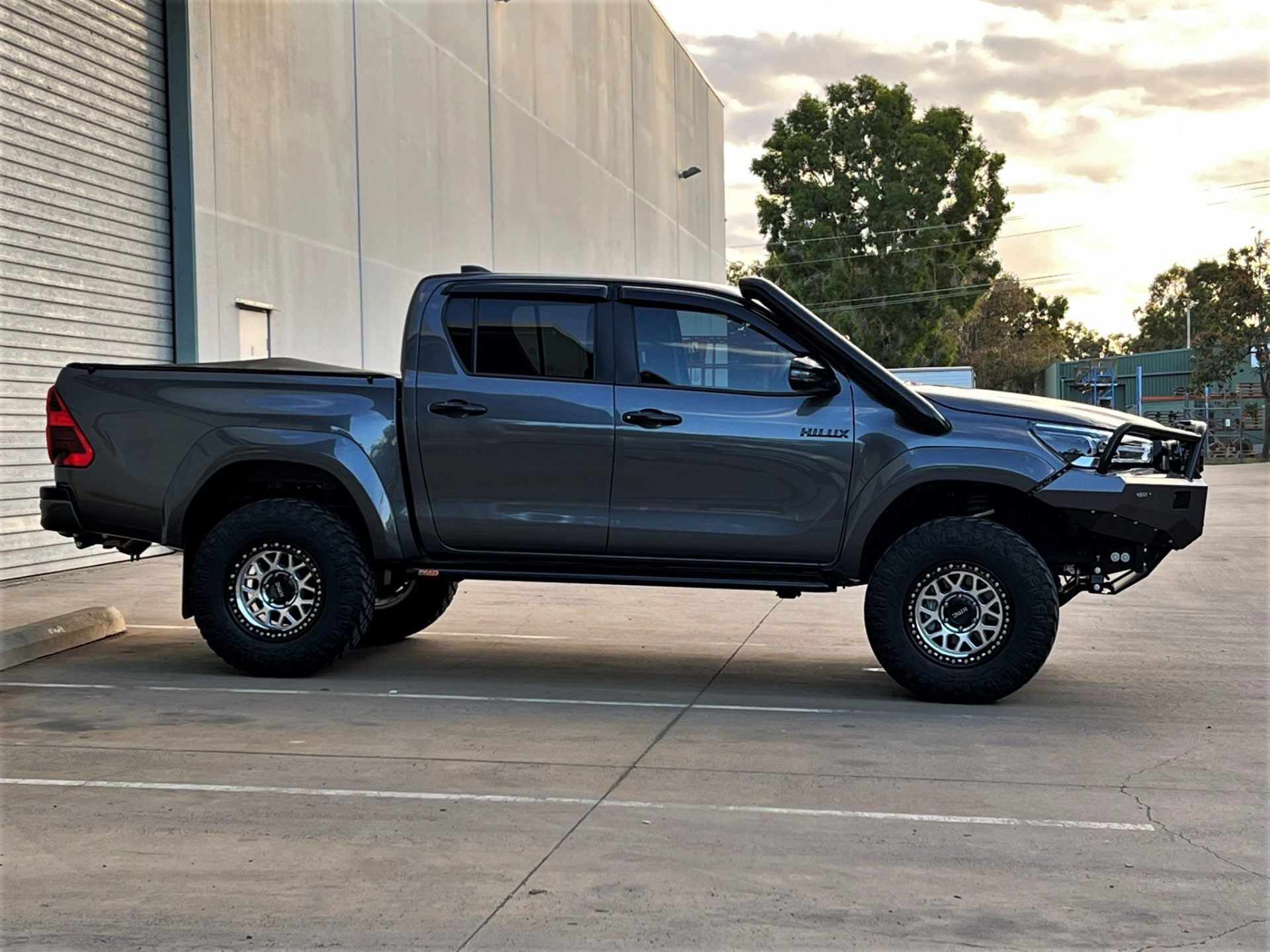 Clean N80 N80/GUN HILUX Short Entry Snorkel - Garage76 Diesel Performance and ...